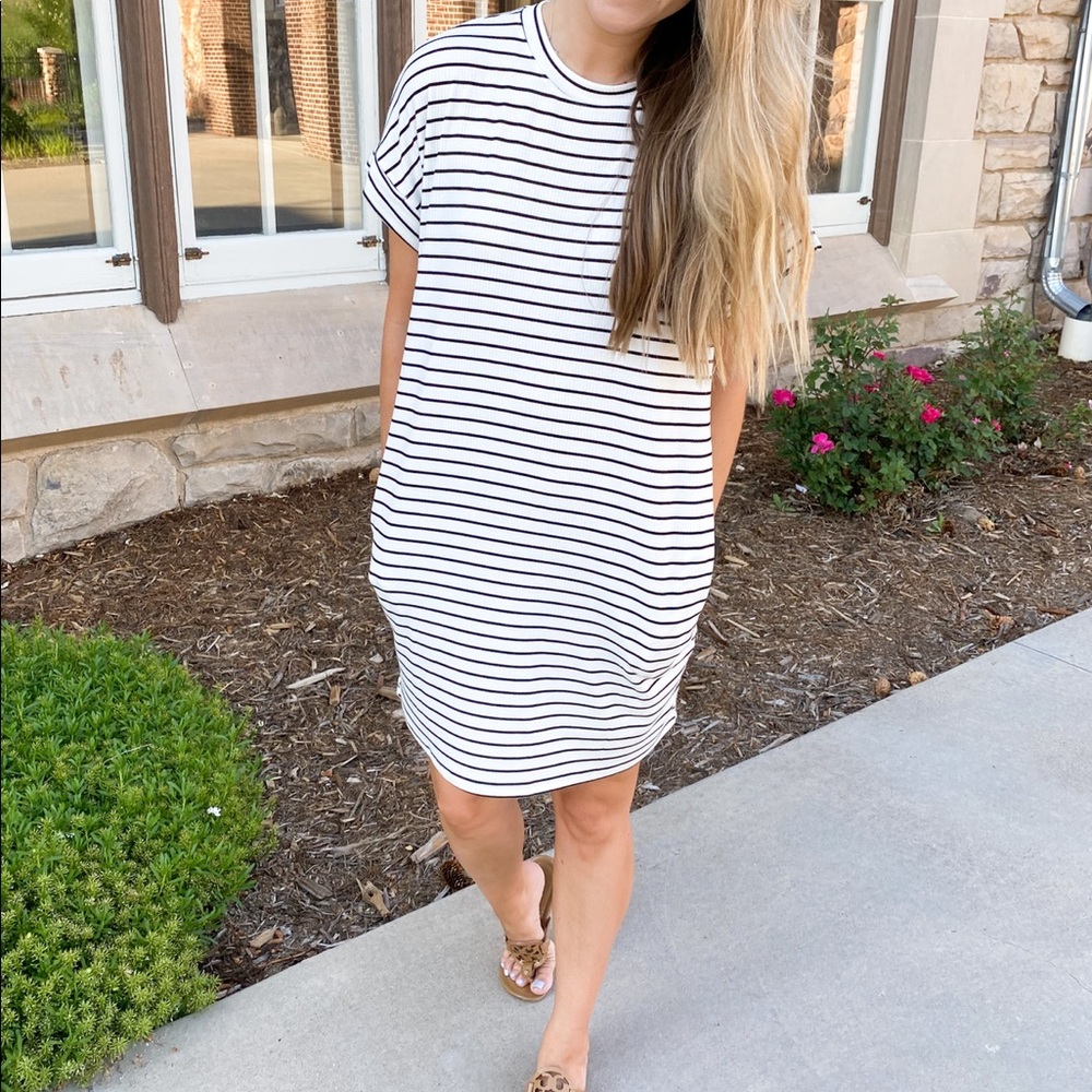 Women’s Ribbed Dress with pockets
